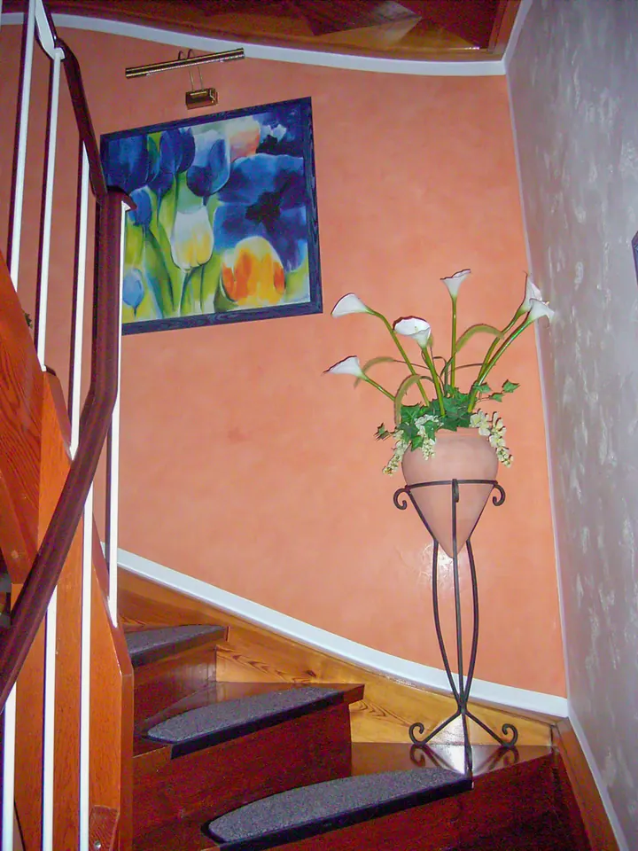 Treppenhaus mit Wandbild